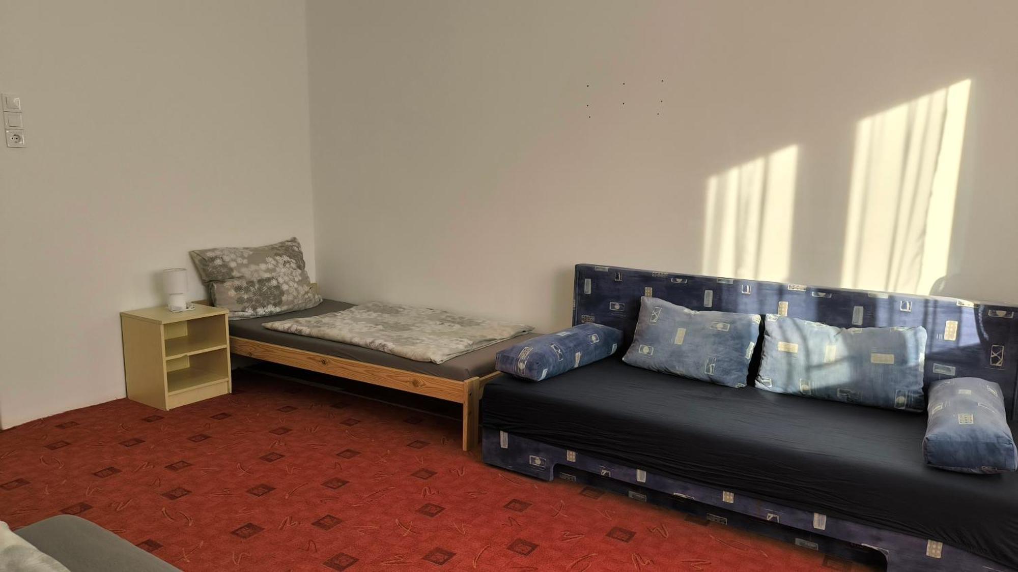 Oerveny Vendeghaz Hotel Tiszafured Room photo